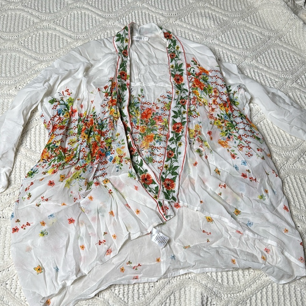 Caite and Kyla embroidered floral kimono